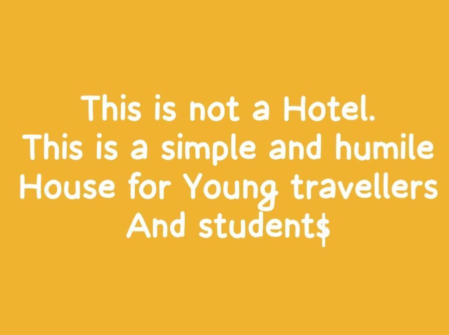 Claudio Hostel in Roma Esterno foto